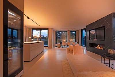 Helle Neubau-Endetage mit großer Dachterrasse & Stellplatz