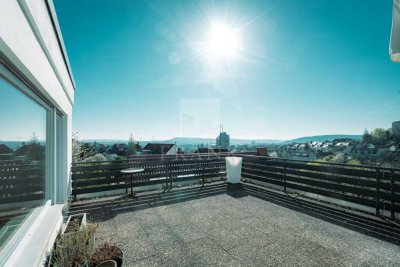 PENTHOUSEWOHNUNG MIT GROSSER DACHTERRASSE UND TRAUMHAFTEM BLICK