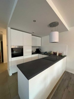 Moderne Souterrainwohnung mit Terrasse ab 1.8.2026 frei