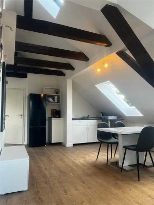 Berlin-Köpenick-Müggelheim - MFH mit 3 Wohnungen - Haus zum Selber fertigmachen