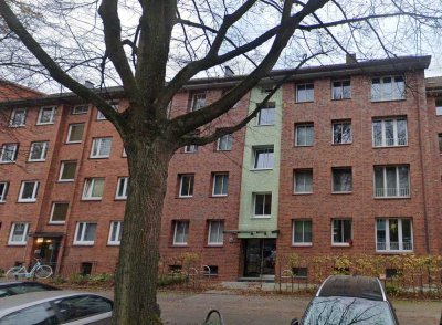 Erstbezug nach Sanierung mit Balkon und Einbauküche: Stilvolle 1-Raum-Wohnung in Hamburg Eilbek