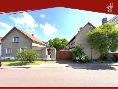Wohntraum zum verwirklichen - Einfamilienhaus auf traumhaften Dorfgrundstück