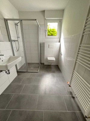 Top sanierte, exklusive Wohnung in bester Lage mit Garten