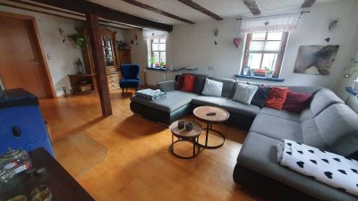 Charmante Maisonette im Fachwerkstil – 5-Zimmer-Wohntraum mit Einbauküche, Balkon & Stellplatz