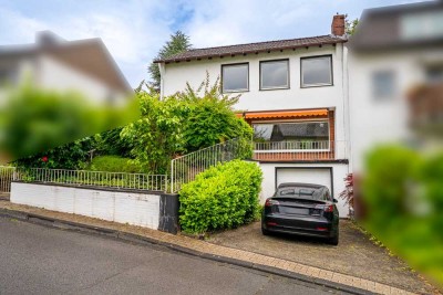 Schöne helle Doppelhaushälfte in Citynähe mit Garten, Garage, Balkon, Süd- und Nordterrasse