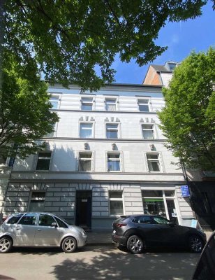 ruhige 2 Zimmer Wohnung (EG ) im stilvollem Altbau, WG geeignet – Nordstraße fußläufig