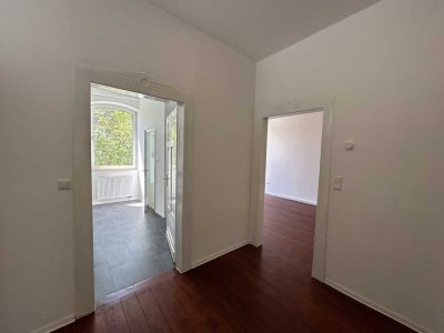 Altbau-Wohnung mit Flair in der Ulmer-Oststadt; WG-geeignet