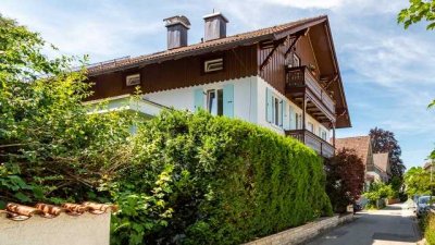 Schöne, vollständig renovierte 3-Zimmer-Wohnung mit gehobener Innenausstattung + EBK