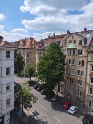 DG-Wohnung (73 qm) in Stuttgart-West mit Aussicht