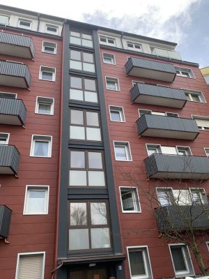 Exklusive 3 Zimmer Wohnung mit gehobener Innenausstattung & Balkon in Fürth - derzeit in Sanierung