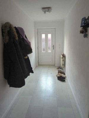 Zweitbezug einer Barrierefreien 4-Zimmer Erdgeschosswohnung mit Garten in Stolpe