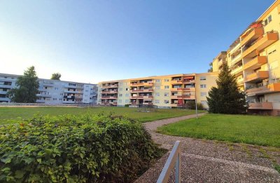Charmante Erdgeschosswohnung mit Balkon und direktem Zugang ins Grüne