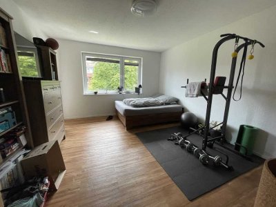 2,5-Zimmer-Wohnung mit großzügigem Balkon!
