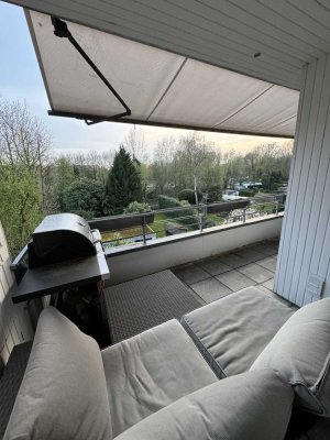 2,5-Zi.-Wohnung direkt am Unterbacher See – Balkon, EBK, ruhige Lage
