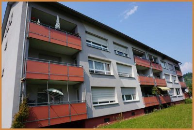 Ihre Kapitalanlage: 4-Zimmer-Dachgeschosswohnung mit Garage und Stellplatz in guter Lage!