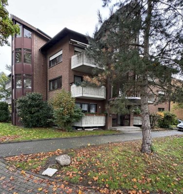 3-Zimmer-Wohnung, frisch renoviert, Balkon, Garage in Delbrück
