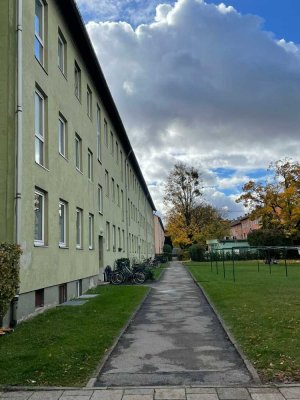 Großzügig geschnittene 1-Zimmer Wohnung am Hart