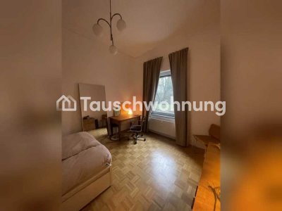 Tauschwohnung: Altbautraum mit grünem Innenhof