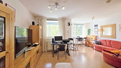 Freie 2-Zimmer-Wohnung mit West-Balkon, EBK und Stellplatz im grünen Zehlendorf-Süd!