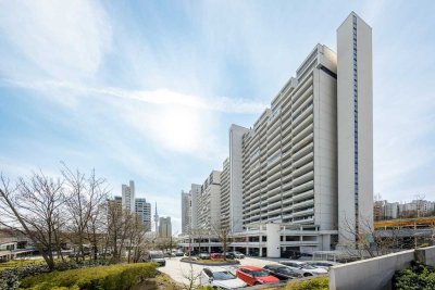 Bezugsfreie 2-Zimmer-Wohnung im Olympiadorf mit Alpenpanorama