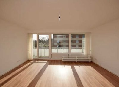 Vollständig renovierte Wohnung mit zwei Zimmern und Balkon in Tönisvorst
