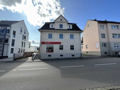 Hell, Renov. & Zentral 95qm 3-Zimmer Wng tolle Wohnküche 3er WG-geeignet möbliert in Amberg