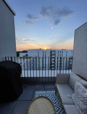 Lichtdurchflutetes Penthouse mit Loggia – ruhig & zentral in Bockenheim