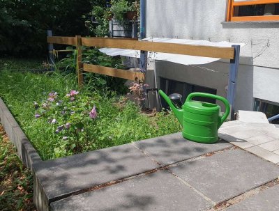 2-Zimmer-Souterrain mit Küche, Bad und Minigarten