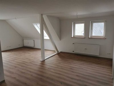 schöne Dachgeschoss Wohnung im Zentrum von Hadamar