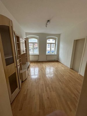 Renovierte 1-Raum-Wohnung mit Einbauküche in Reichenbach OT Cunsdorf