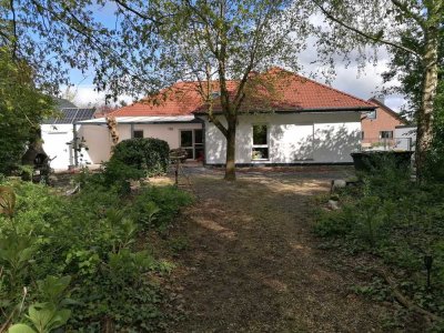 Günstiges, gepflegtes 5-Zimmer-Einfamilienhaus mit EBK in Wegberg