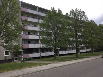 Schöne 3-Raum-Wohnung mit Balkon!