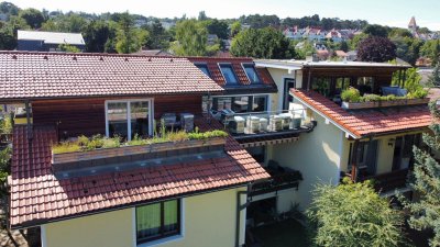 Hier kann die ganze Familie wohnen! Modernes Dreifamilienhaus in Toplage