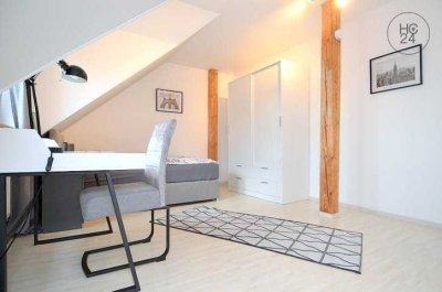 Deine perfekte WG: nur 200m zur FAU und 150m zum Bahnhof - gemütlich möbliertes WG-Zimmer