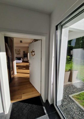 Stilvolle 2-Zimmer-Wohnung im Erdgeschoss mit Garten und TOP Lage
