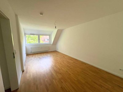Schöne 2-Zimmer-Dachgeschosswohnung in Hamburg-Langenhorn