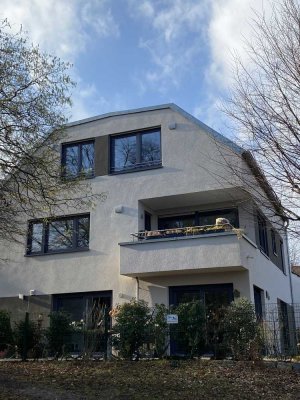 Hochwertige 5-Zimmer-Maisonette-Wohnung mit Balkon und Gartenstück in Sillenbuch