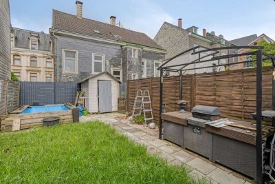 Mehrfamilienhaus mit separatem Einfamilienhaus und Gestaltungspotenzial