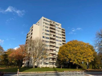 Modernisierte 4 Zi.Whg. mit Balkon unf Aufzug zum 28.04.2026