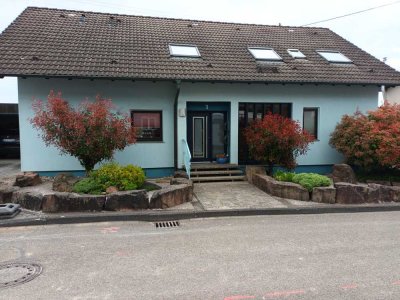Schöne 5-Zimmer-Wohnung in Karlsbad