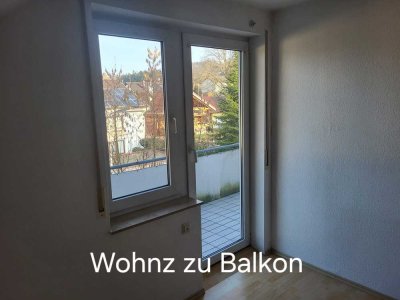 Exklusive, gepflegte 2,5-Raum-DG-Wohnung mit Balkon und EBK in Niefern-Öschelbronn