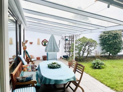 Ab 1.9. - Gut geschnittenes Einfamilienhaus mit sonniger Terrasse und Garten