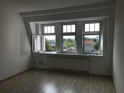 Dreiraum-Dachgeschosswohnung in Striesen