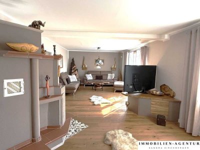 Attraktives Zweifamilienhaus in Weiden – Ideal für Eigennutzer & Investoren
