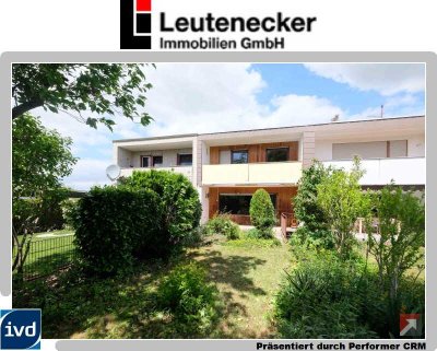 Große Bäume, Gartentraum: Reihenmittelhaus in grüner, familienfreundlicher Lage