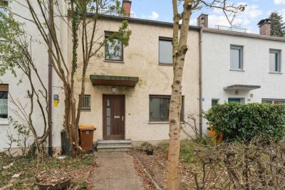 Sanierungsbedürftiges Reihenhaus in guter, zentrumsnaher Lage!