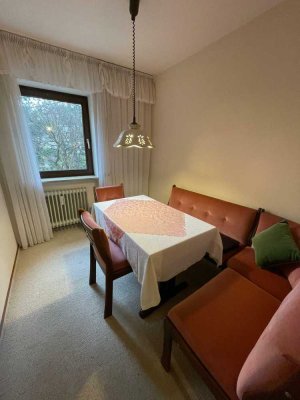 Helle und gepflegte 2,5-Zimmer-Wohnung mit großzügigem Balkon in harmonischer Hausgemeinschaft