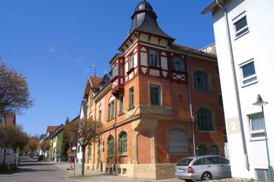 Gemütliche Dachgeschosswohnung in historischem Altbau – Kapitalanlage mit Potenzial!