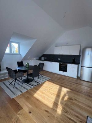 Erstbezug! sehr schöne DG-Wohnung in Aiterhofen zu vermieten!