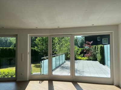 Privatverkauf: Hochwertige 3-Zimmer Gartenwohnung in Premiumlage in Aigen